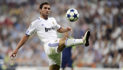 沈梓捷首秀百分百命中率砍10+3，惊艳一战锁定国家队席位