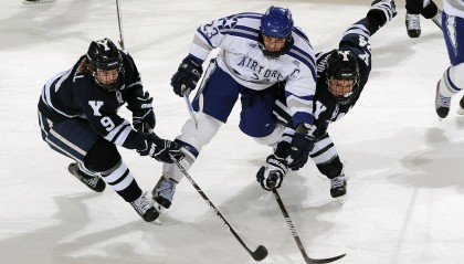 狂胜天津再刷纪录！广东四连胜却难让杜锋展颜