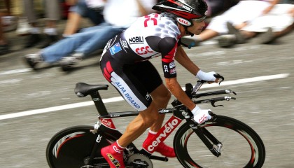 金长传艺术再现绿茵场，五大中场大师精准制导引领战术革命