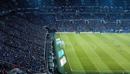 红黑军团财报亮眼，米兰连续三年盈利，年度绝对收入刷新队史纪录